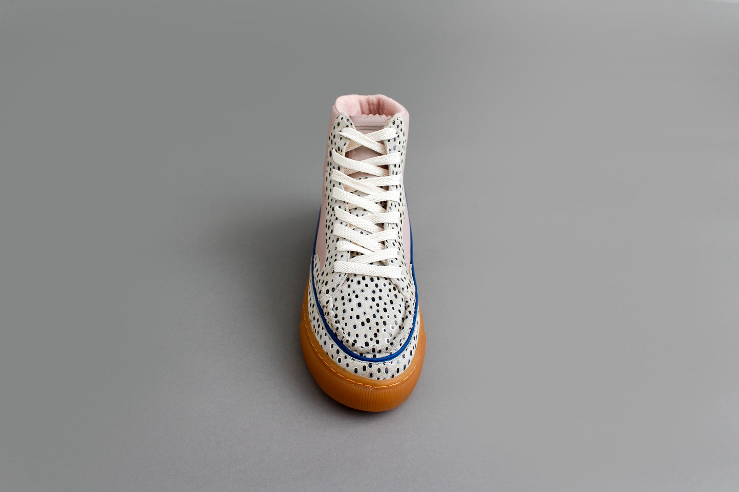 HIGH TOP DOTS